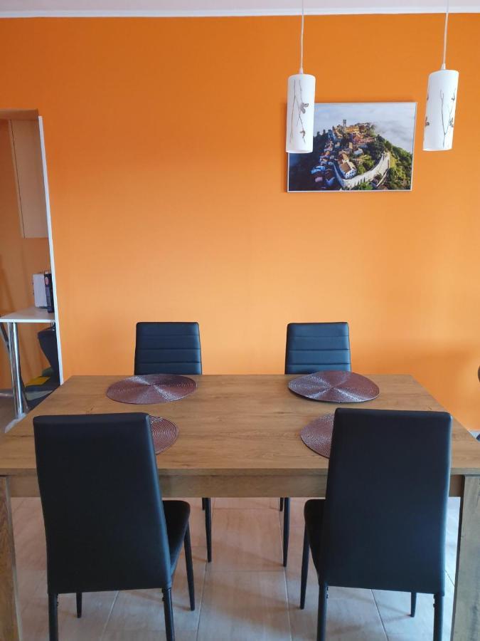 Apartman Tramonto โมโตวุน ภายนอก รูปภาพ